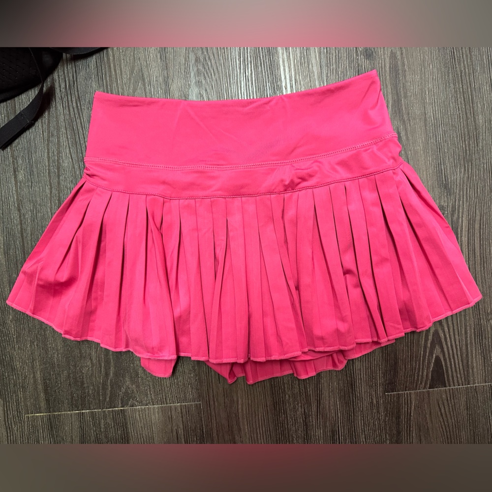 Gold Hinge Skirt size M